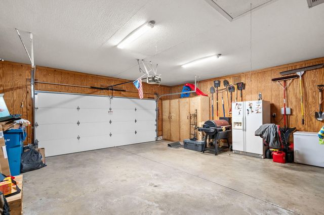 145 Stone Ridge Drive, Dyer, IN 46311