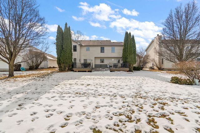 145 Stone Ridge Drive, Dyer, IN 46311