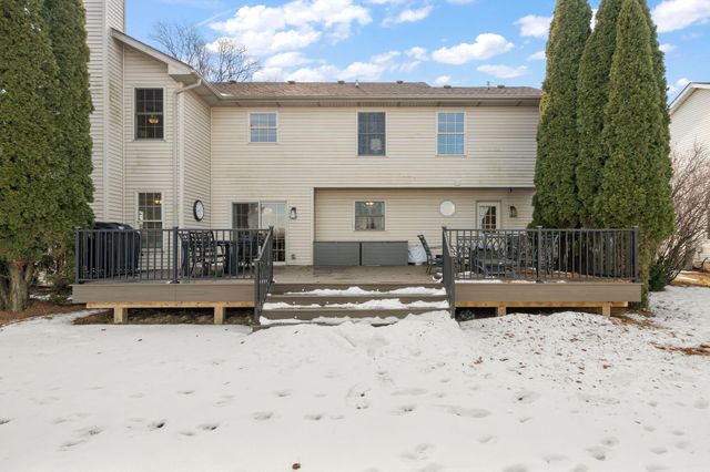 145 Stone Ridge Drive, Dyer, IN 46311