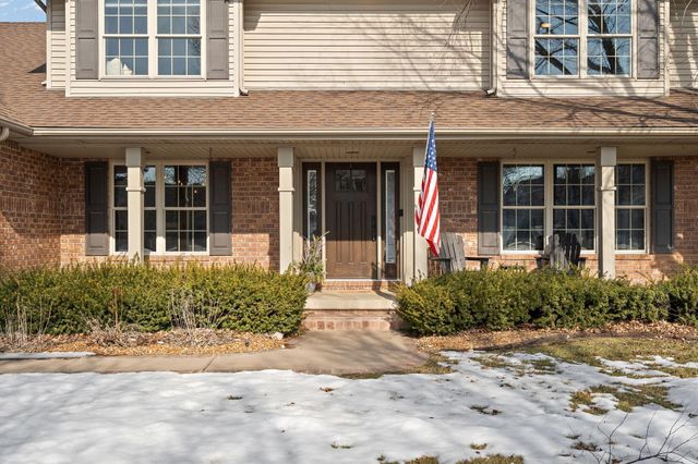 145 Stone Ridge Drive, Dyer, IN 46311