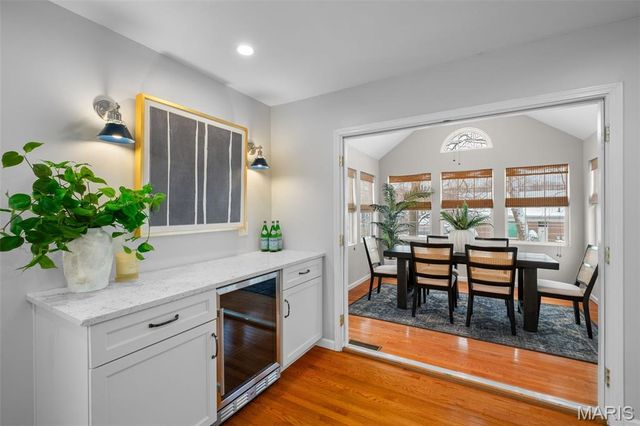 9440 Dennison Grove Court, Sunset Hills, MO 63126