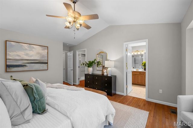 9440 Dennison Grove Court, Sunset Hills, MO 63126