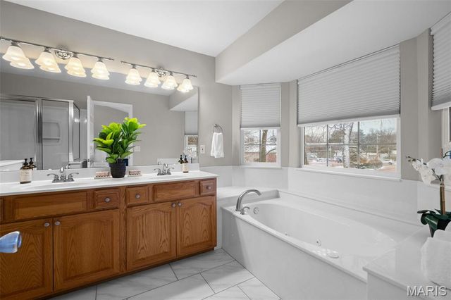 9440 Dennison Grove Court, Sunset Hills, MO 63126