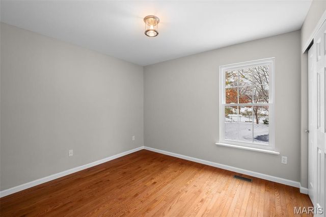 9440 Dennison Grove Court, Sunset Hills, MO 63126