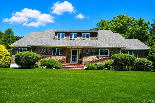 96 Tuthills Lane, Jamesport, NY 11901