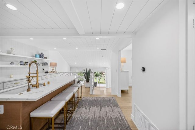48 Sea Island Drive, Newport Beach, CA 92660