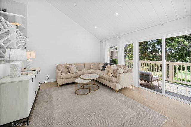 48 Sea Island Drive, Newport Beach, CA 92660