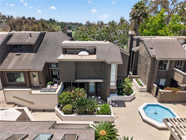 48 Sea Island Drive, Newport Beach, CA 92660