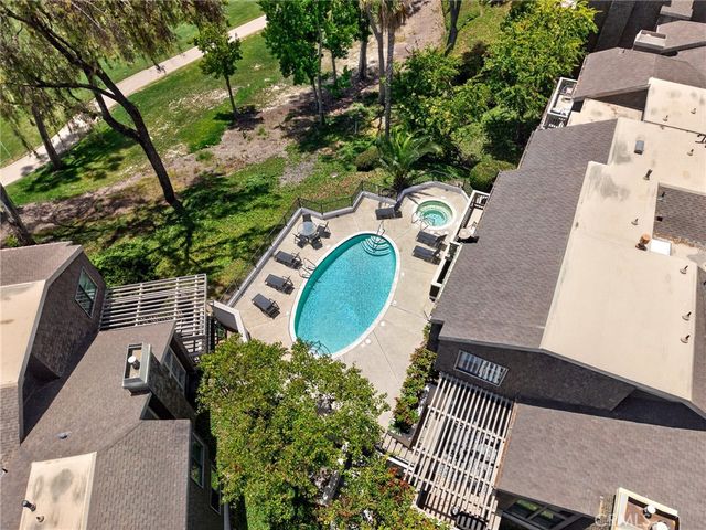 48 Sea Island Drive, Newport Beach, CA 92660