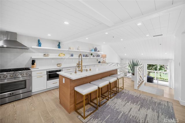48 Sea Island Drive, Newport Beach, CA 92660
