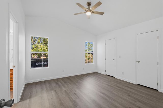 62 Calle De Chamesa Loop, Rio Communities, NM 87002