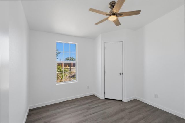 62 Calle De Chamesa Loop, Rio Communities, NM 87002