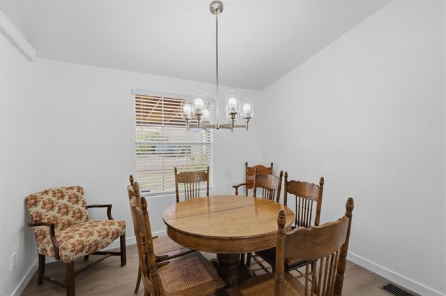62 Calle De Chamesa Loop, Rio Communities, NM 87002