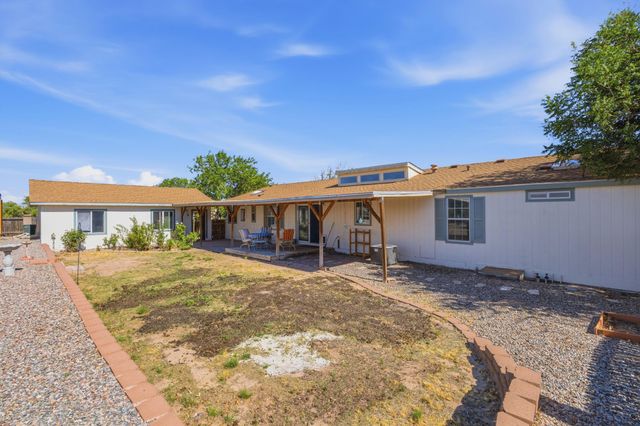 62 Calle De Chamesa Loop, Rio Communities, NM 87002