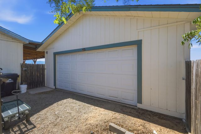 62 Calle De Chamesa Loop, Rio Communities, NM 87002