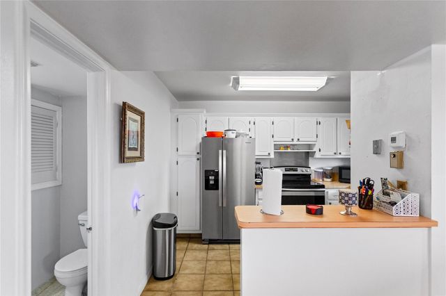 8990 S Hollybrook Boulevard Unit 305, Pembroke Pines, FL 33025