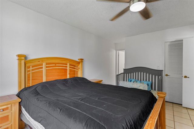 8990 S Hollybrook Boulevard Unit 305, Pembroke Pines, FL 33025