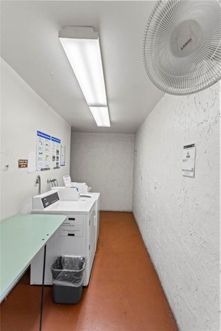 8990 S Hollybrook Boulevard Unit 305, Pembroke Pines, FL 33025