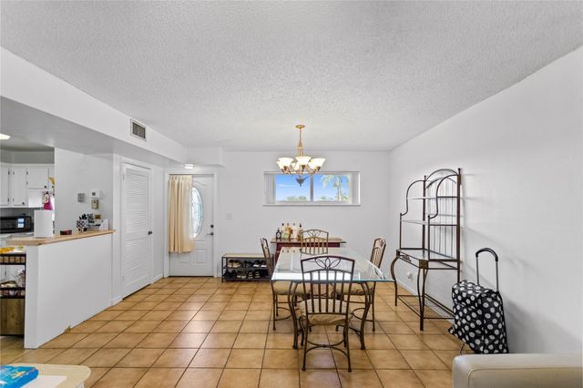 8990 S Hollybrook Boulevard Unit 305, Pembroke Pines, FL 33025