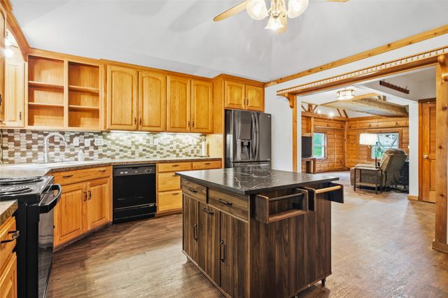 681 Mc Ada Drive, Midlothian, TX 76065