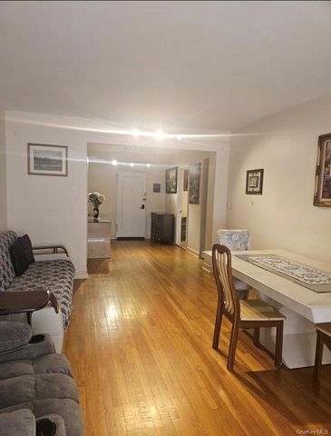 99-15 66 Avenue 2B, Rego Park, NY 11374