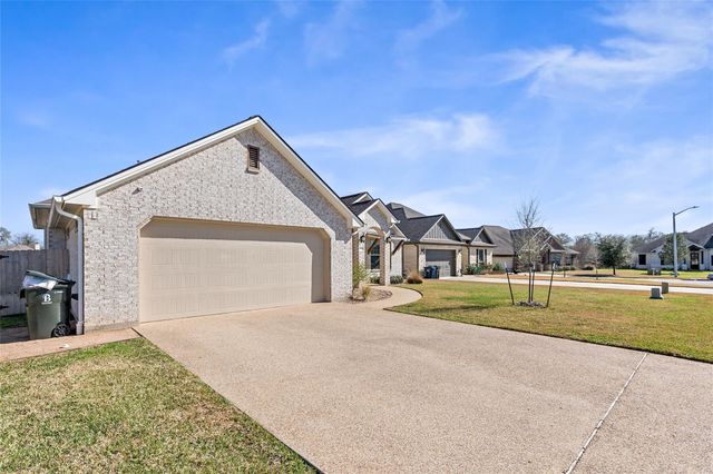 3006 Nobel Court, Bryan, TX 77808