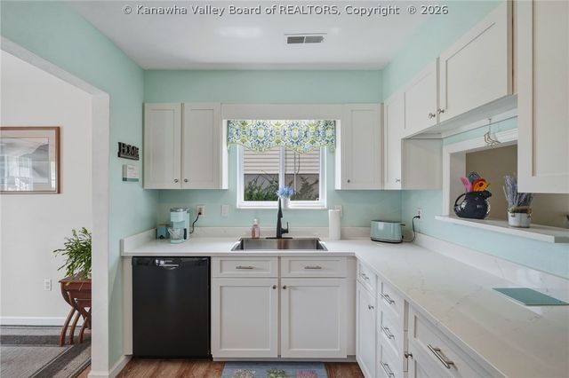 147 Timberlake Circle, Scott Depot, WV 25560