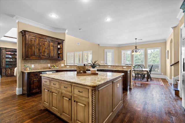 2301 Bella Lago Drive, Flower Mound, TX 75022