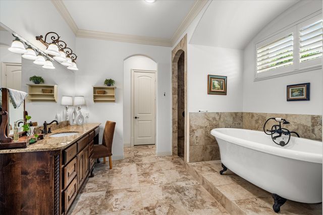 2301 Bella Lago Drive, Flower Mound, TX 75022