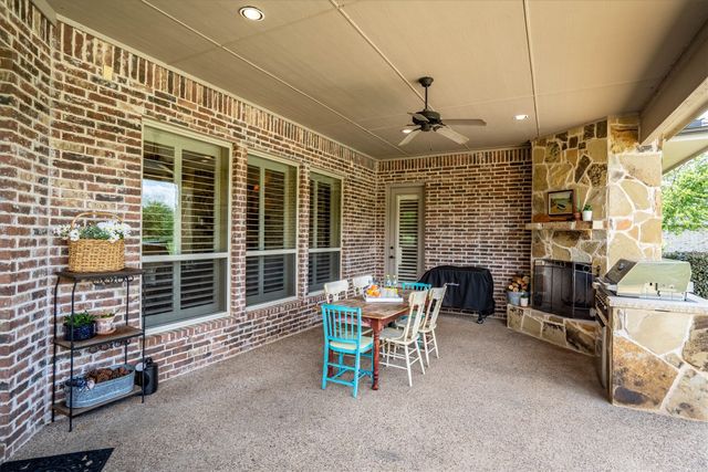 2301 Bella Lago Drive, Flower Mound, TX 75022