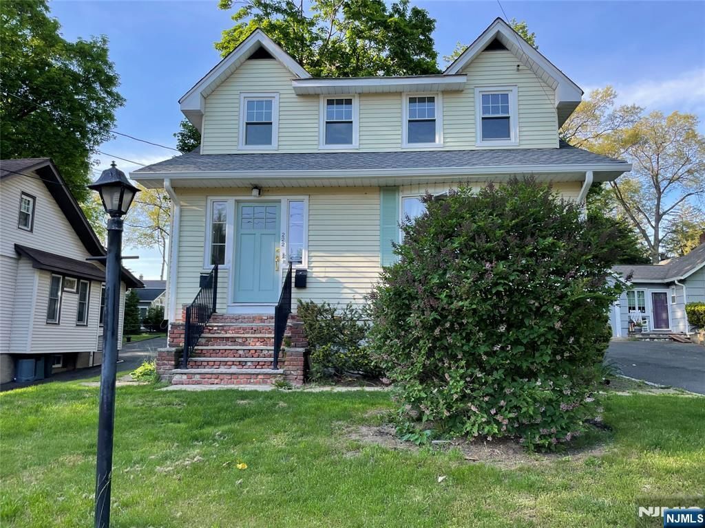 222 Glen Avenue Floor 2, Midland Park, NJ 07432
