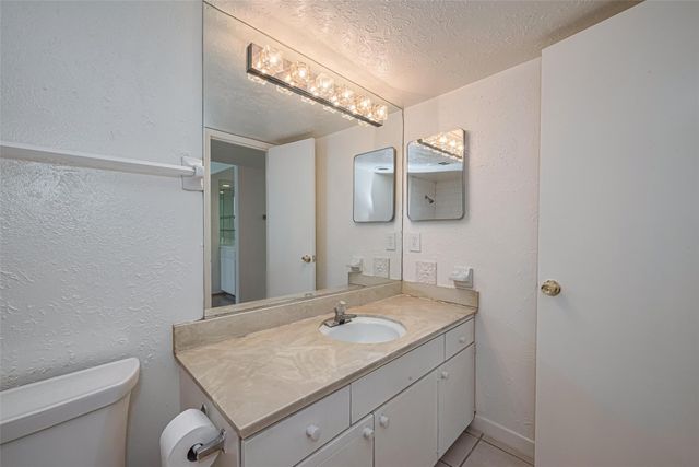 12633 Memorial Drive 250, Houston, TX 77024