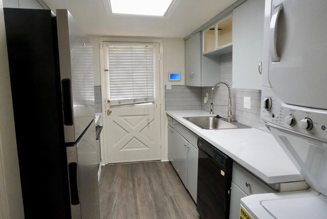 12633 Memorial Drive 250, Houston, TX 77024