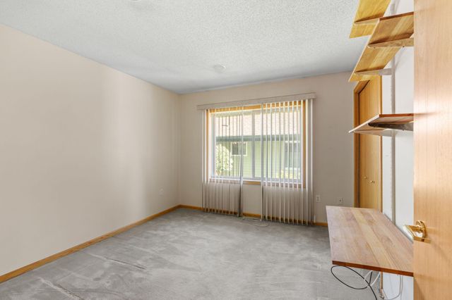 5530 Humboldt Circle, Minneapolis, MN 55419