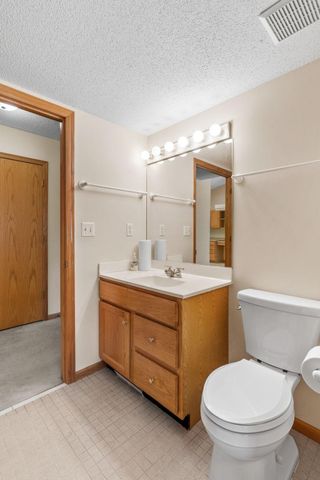 5530 Humboldt Circle, Minneapolis, MN 55419