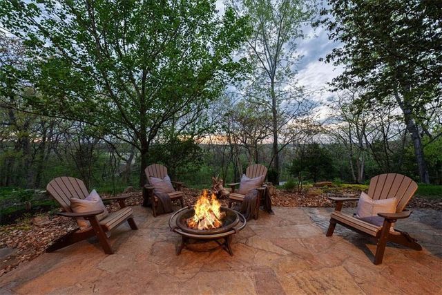 28511 W 88th Street, De Soto, KS 66018