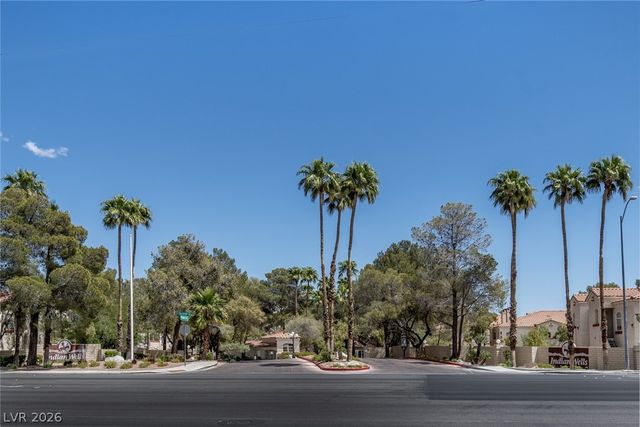 517 Indian Princess Drive 201, Las Vegas, NV 89145