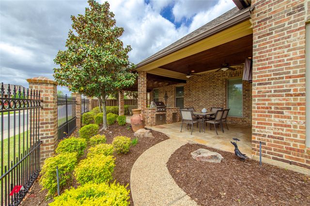 301 Cranbrook Court, Bossier City, LA 71111