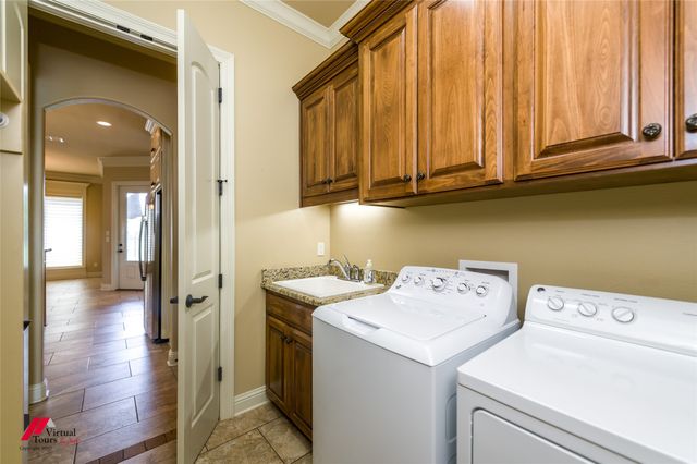 301 Cranbrook Court, Bossier City, LA 71111