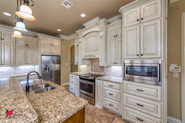 301 Cranbrook Court, Bossier City, LA 71111