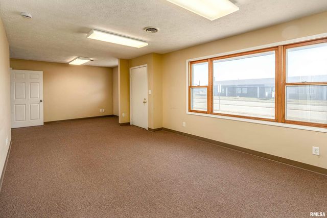 1110 N COURT Street, Marion, IL 62959