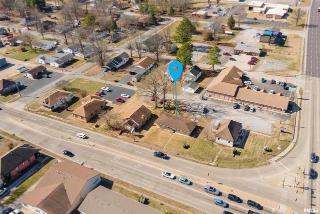 1110 N COURT Street, Marion, IL 62959