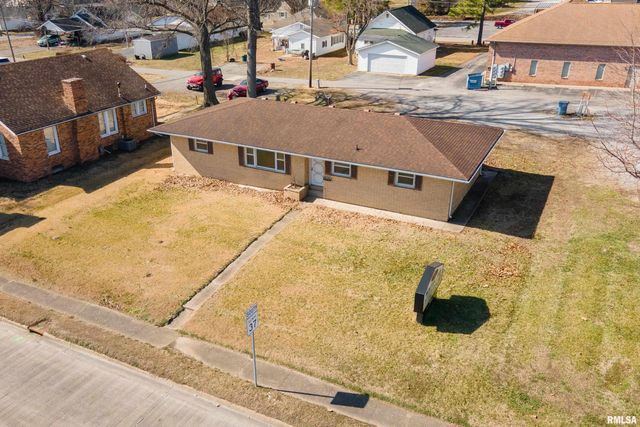 1110 N COURT Street, Marion, IL 62959