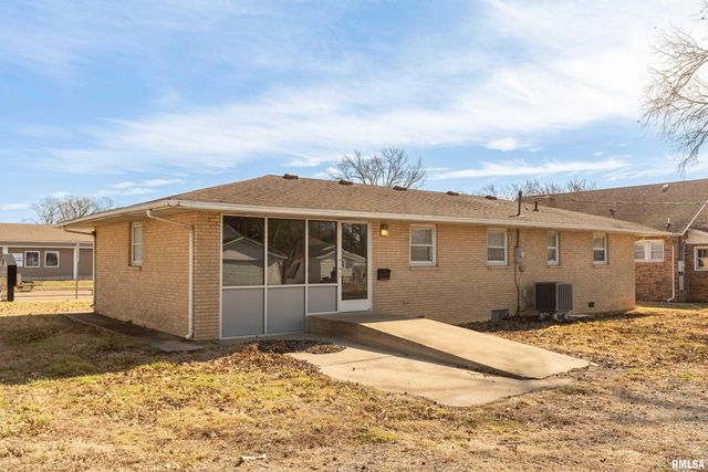 1110 N COURT Street, Marion, IL 62959