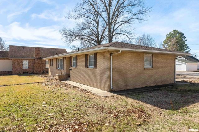 1110 N COURT Street, Marion, IL 62959