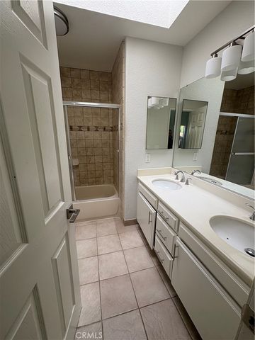2137 Estrella Court A, Palmdale, CA 93550