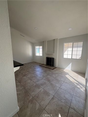 2137 Estrella Court A, Palmdale, CA 93550