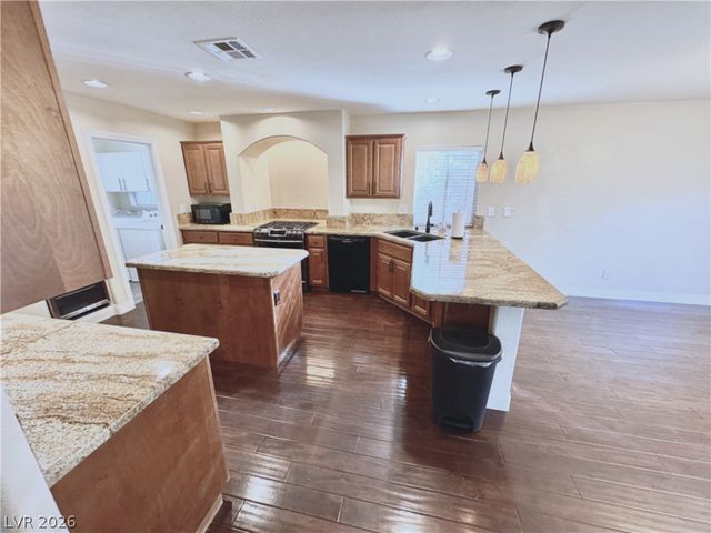 10919 Pentland Downs Street, Las Vegas, NV 89141