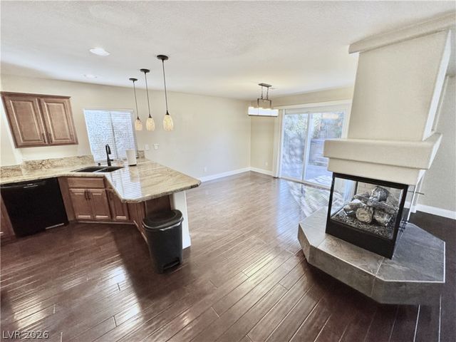 10919 Pentland Downs Street, Las Vegas, NV 89141
