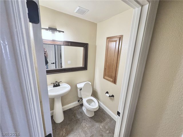 10919 Pentland Downs Street, Las Vegas, NV 89141